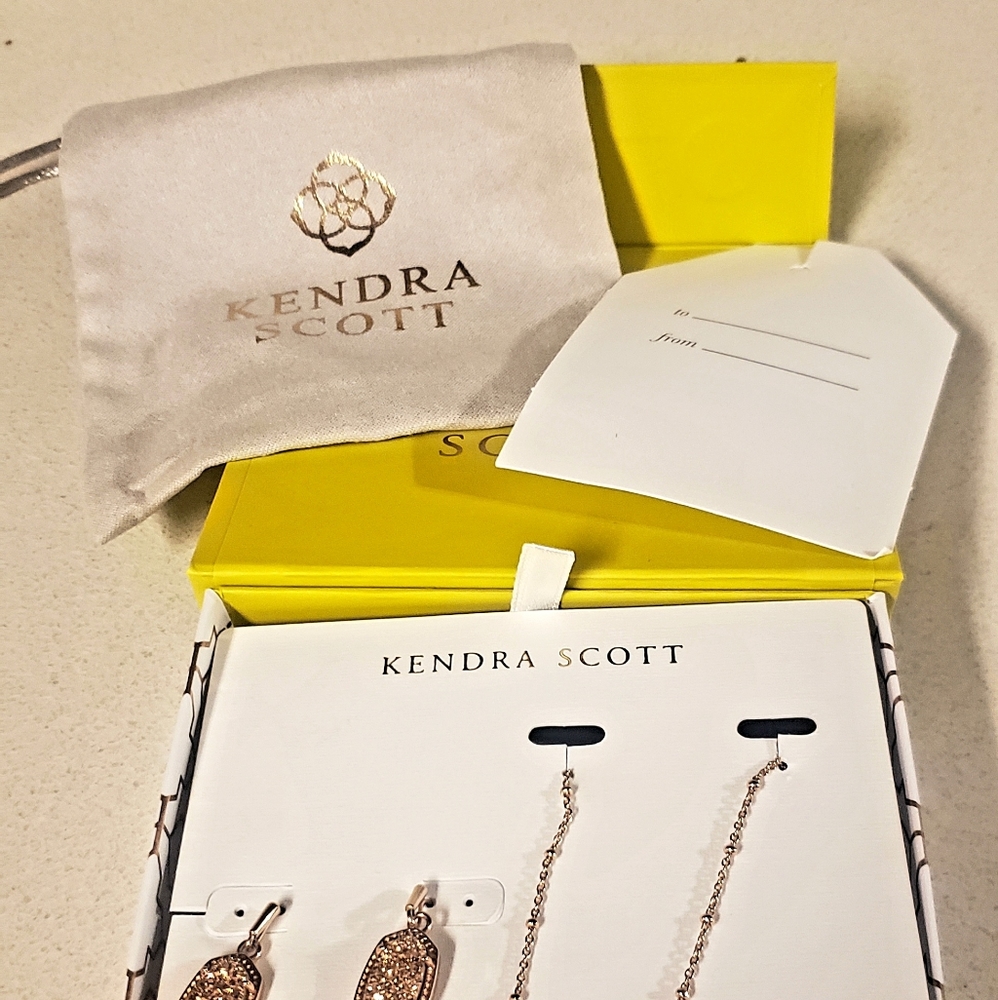 Kendra Scott Elisa Satellite & Lee set in Rose Gold Druzzy